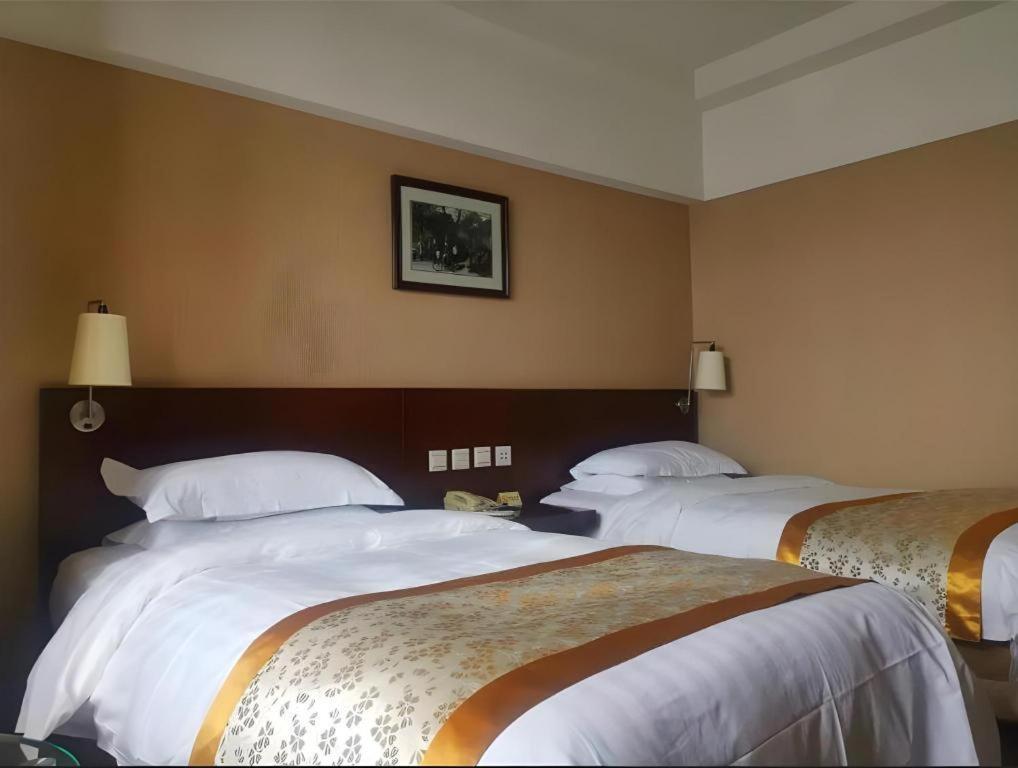Dong Fang Hotel Bắc Kinh Ngoại thất bức ảnh